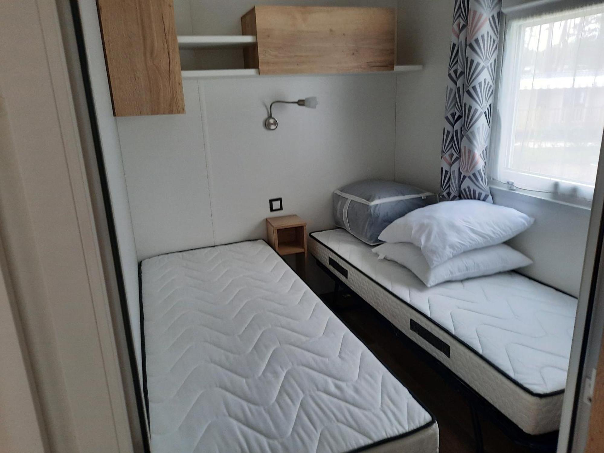 Jpp Marie Ange Proprietaire Hotel Saint-Julien-en-Born Exterior photo